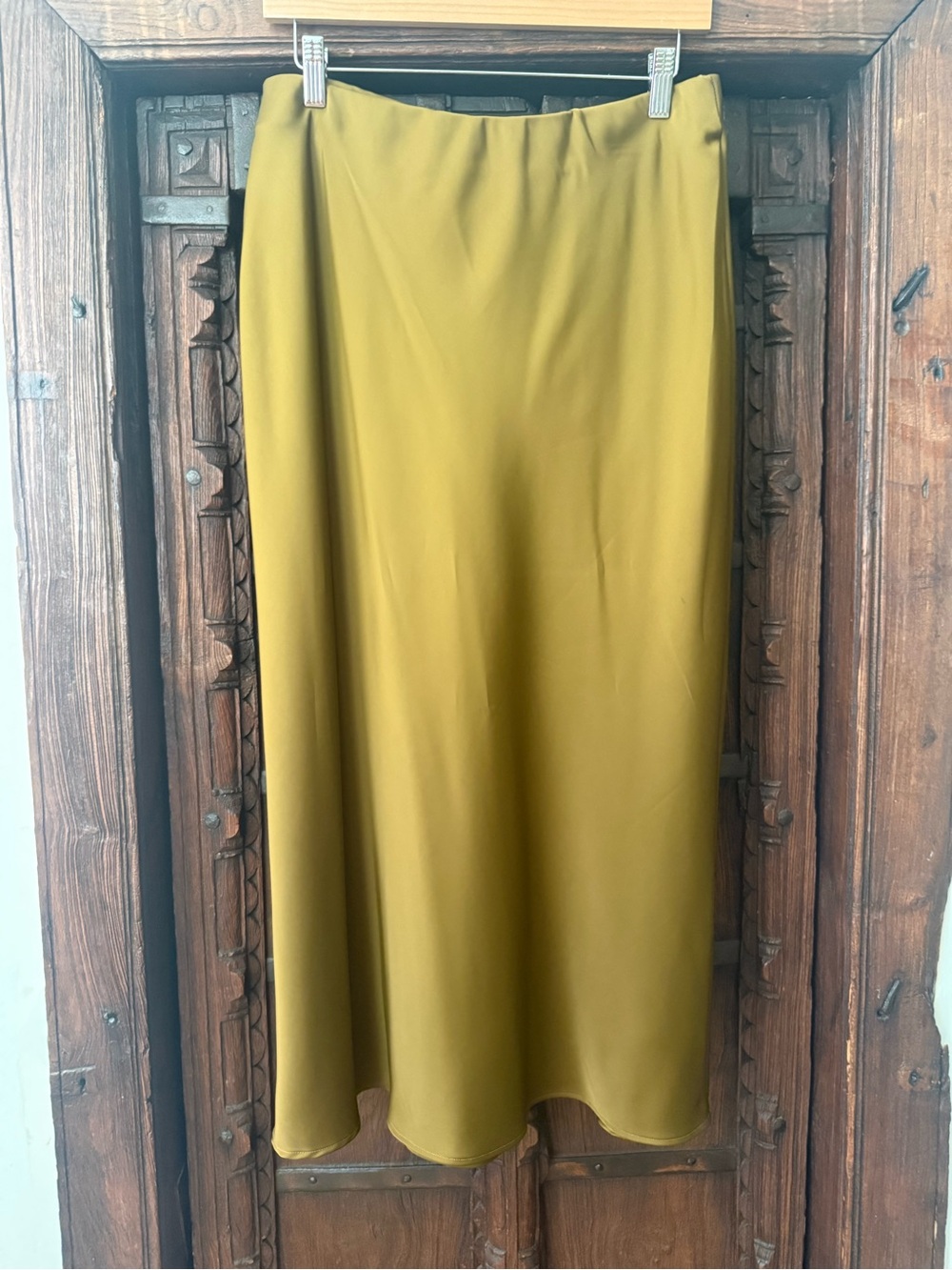 Zara Olive Green Satin-Effect Midi Skirt